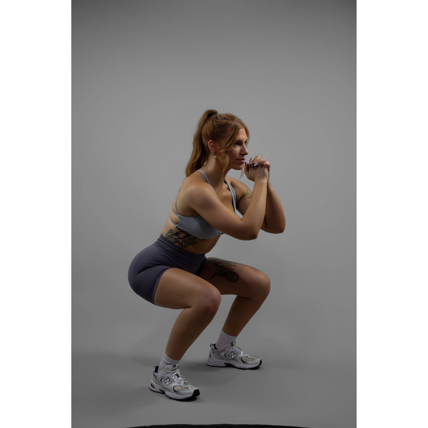 EMPOWERED SHORTS - GREY